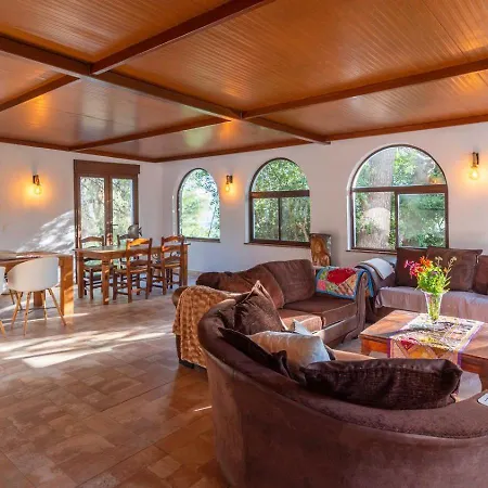 Casa Surrender By Ruralidays *